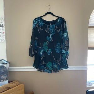 Roz &Ali beautiful shirt